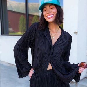 Dressed in Lala - Long Sleeve Plissé Set in Black - Medium